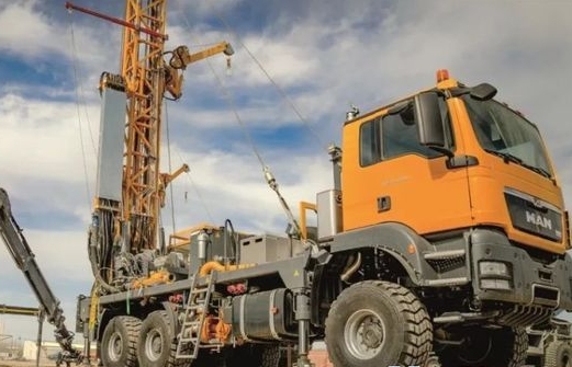 The application of trailer-mounted deep well drilling rigs in Africa